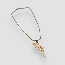 Cargar imagen en el visor de la galería, Cadena con Dije Gimnasia Rítmica - Gimnasta Listón Rhytmic Gymnastic