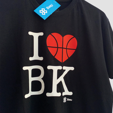 Cargar imagen en el visor de la galería, Playera Unisex Basquetbol - I love Basketball - Negro
