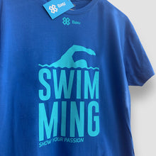Cargar imagen en el visor de la galería, Playera Unisex Natación - Show Swimming - Azul rey
